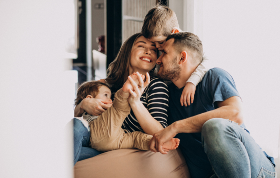 mom dad and two kids