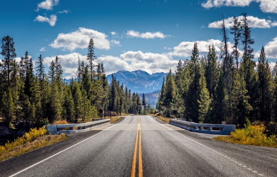 Road and mountians